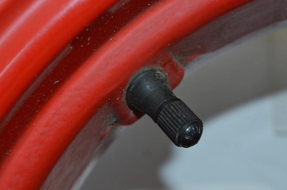 SYM JET EURO X 50 RED DEVIL HINTERREIFEN HINTERRAD REIFEN RAD FELGE HINTEN WHEEL - Bild 4 von 4