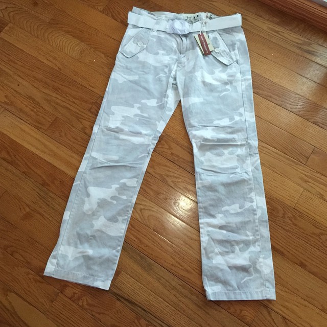 Men's L.A.B camo slim straight Fit pants size 42/32 New White Camo