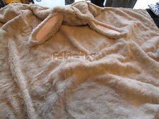 Pottery Barn kids faux fur hooded baby bath wrap pink bunny mono Felicity issue
