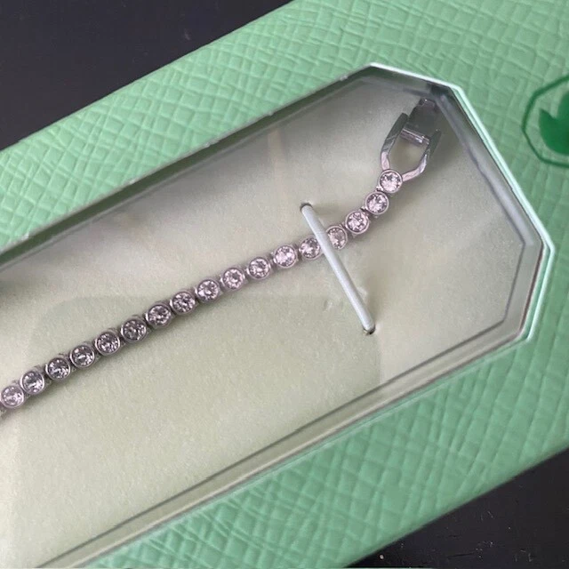 New 100% SWAROVSKI White Gold Tone Sparkle Crystal Tennis Bracelet New In Box - Image 3 of 4