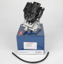 41400-35034 DENSO Toyota 4Runner Tacoma Front 4WD Differential Vacuum Actuator