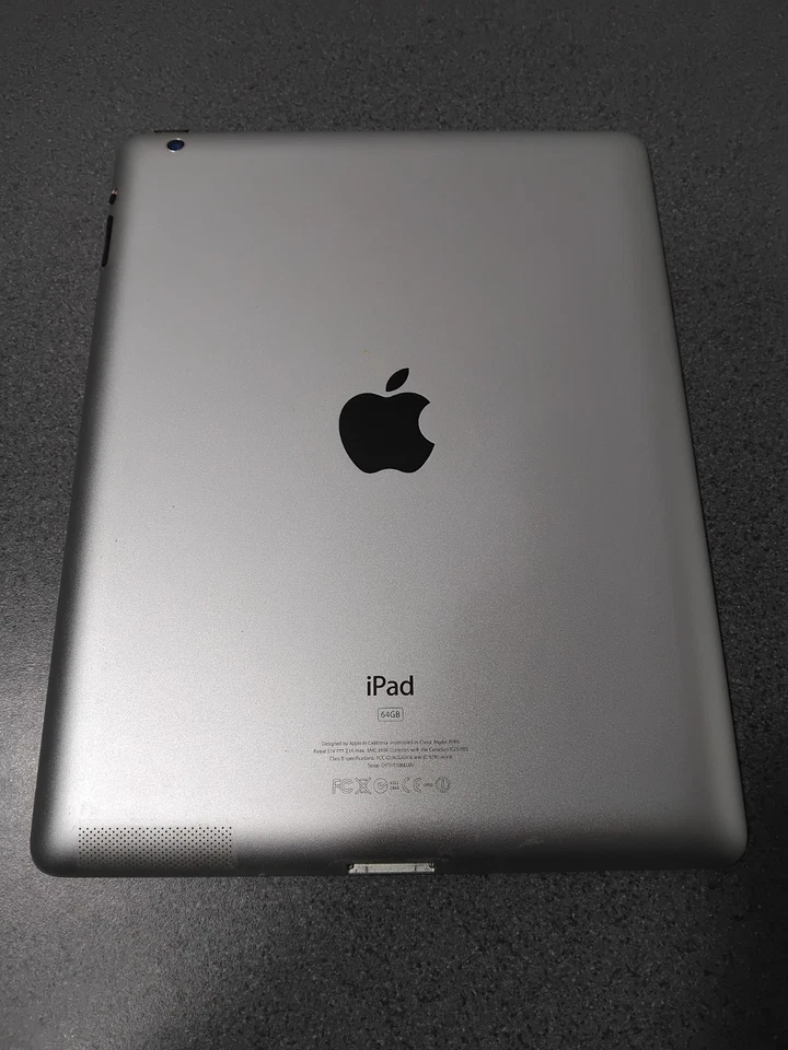 Apple iPad 3rd Gen. 64GB, Wi-Fi, 9.7in - Black - Image 3 of 4