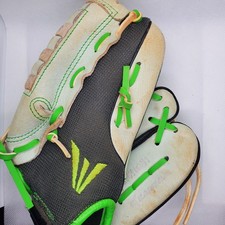 Easton Baseball Glove 10.5 Inch ZFX1051