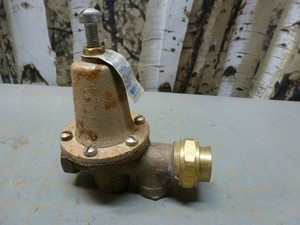 Used Watts Regulator 25AUB 3/4" Water Pressure Reducing Valve 25-75 PSI Range