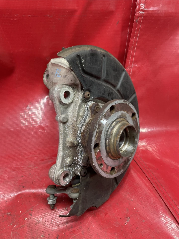 Volkswagen Passat 2006 eje delantero izquierdo nudillo Foto 3 de 4