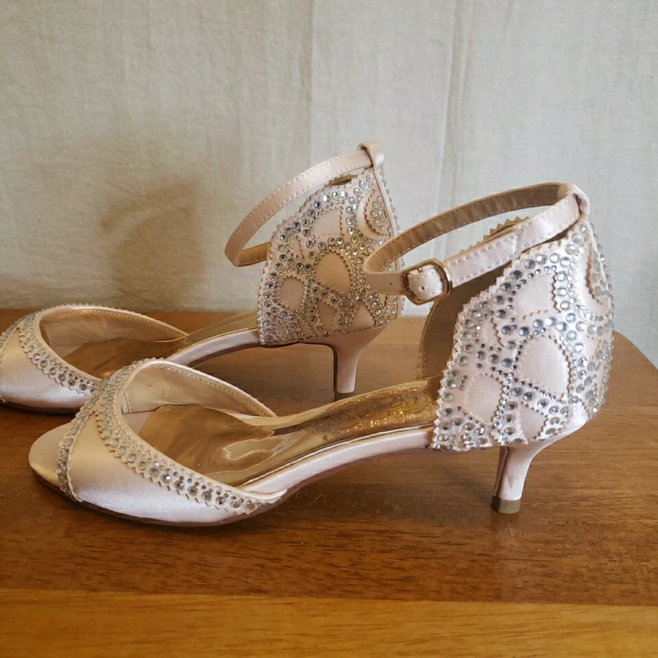 Sapatos femininos de dança para sala de baile/noiva XYD tamanho 9,5 - Imagem 2 de 4