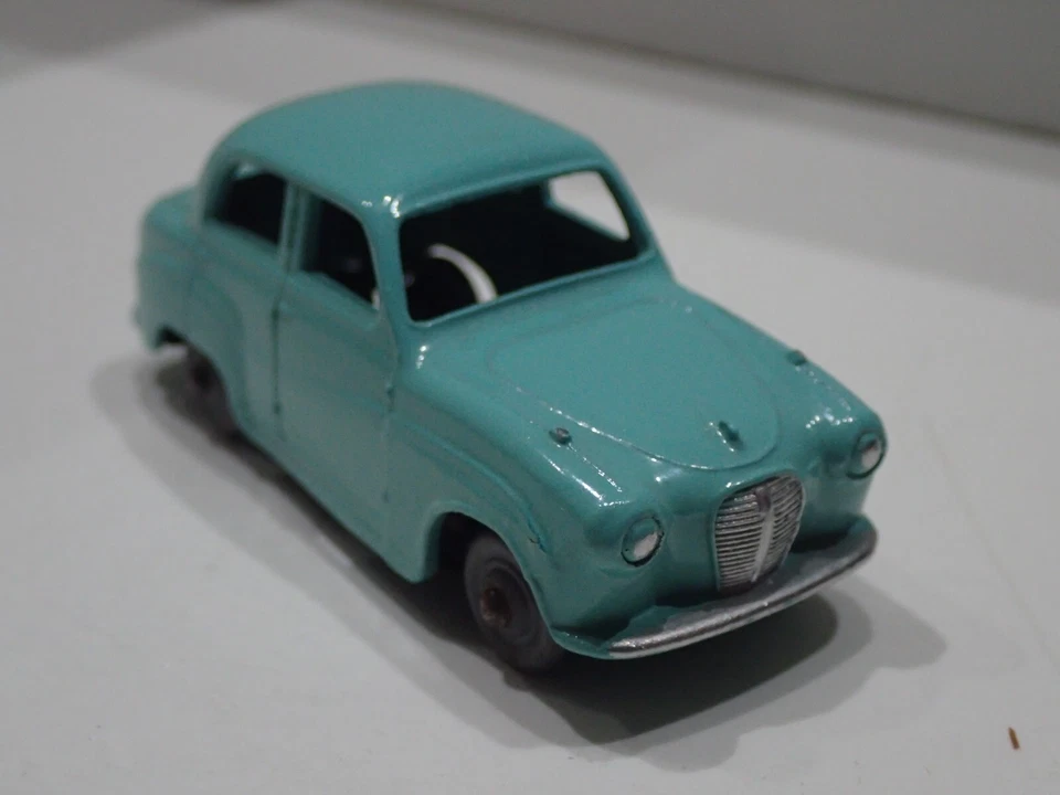 DINKY TOYS  160 AUSTIN A 30 SALOON CONDIZIONI PERFETTE CON SCATOLA ORIGINALE - Immagine 3 di 4