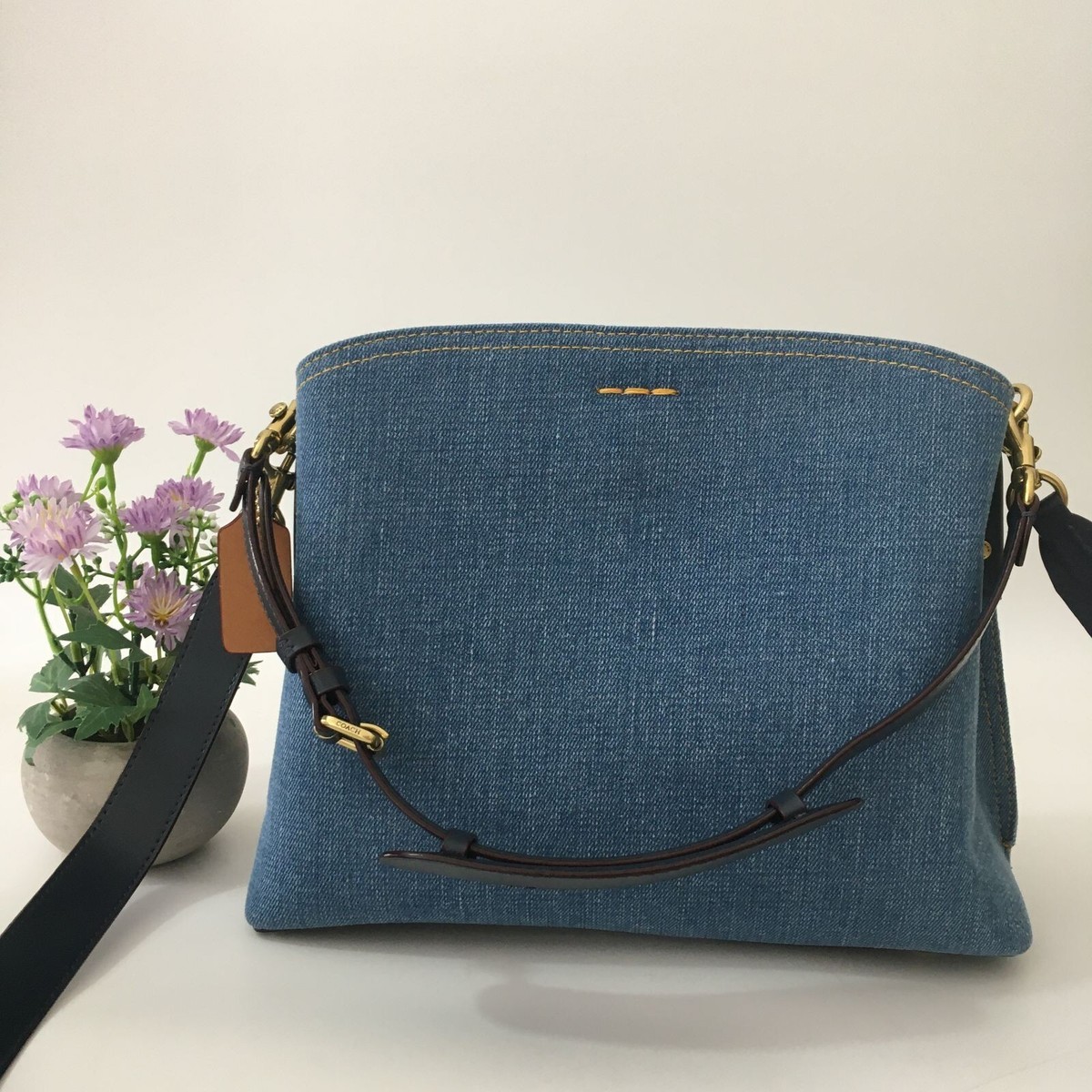 極美品✨️ COACH Swagger Denim 2way shoulder Coach Swinger Shoulder Bag in Signature Denim, LH/Deep Blue