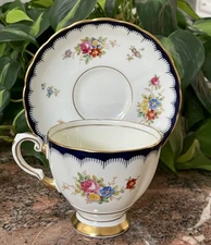 Vtg Cup & Saucer Plant Tuscan China Made In England Gold Trim A+ Collectible
