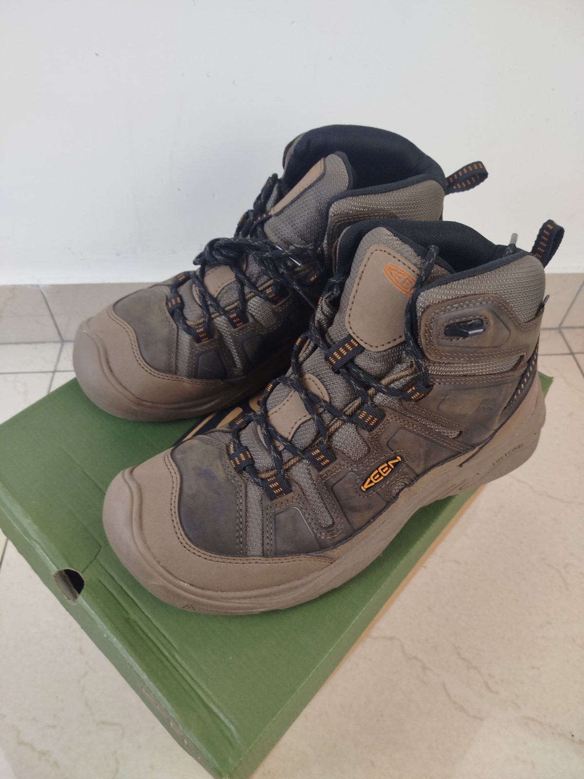 Chaussures Randonnée KEEN Circadia Mid WP anti-fatigue 42.5