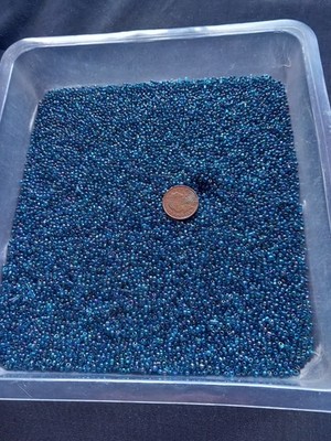 Restposten 200 Gramm DK Blau Regenbogen Größe 11 kleine Glasperlen
