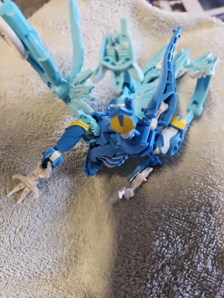 Transformers Prime Beast Hunters Predacon Skystalker Deluxe Class 2 #009  - Image 4 of 4