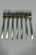 Set of 7 Oneida W.M. Dalton Stainless Brookwood Dinner Forks 7 1/4”