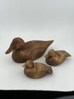 3 Hand Carved  Wooden  Duck Figurines Brn Stain  Momma  & 2 Ducklings Signed — photo 5