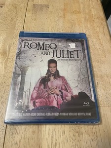 その他 Romeo &amp; Juliet / [Blu-ray] [Import] wyw801m Amazon.com: Romeo & Juliet (1968) [Blu-ray] : Movies & TV