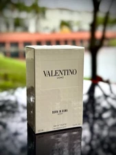 Share Uomo Born in Roma Ivory by Valentino EDT 3.4 oz / 100 ml Spray For Men