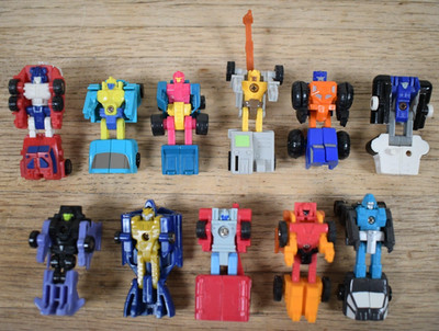 Lot of 11 Vtg G1 Transformers Micromasters
