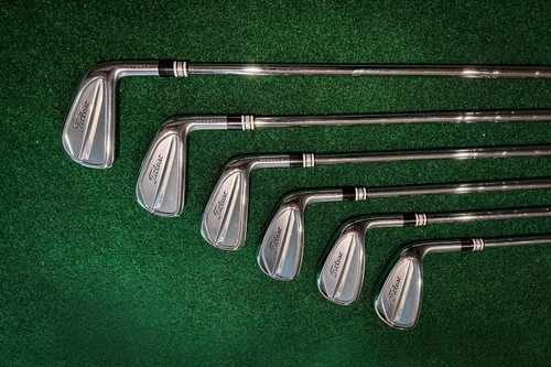 DogHouse Golf Co. | Titleist T250 irons are already clean. Pair them with Fujikura Axiom shafts and you've got a build that takes it to another level! Smooth