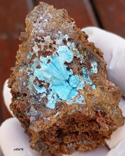 Shattuckite goethite and quartz - Tantara mine DRC Congo - Picture 2 of 12