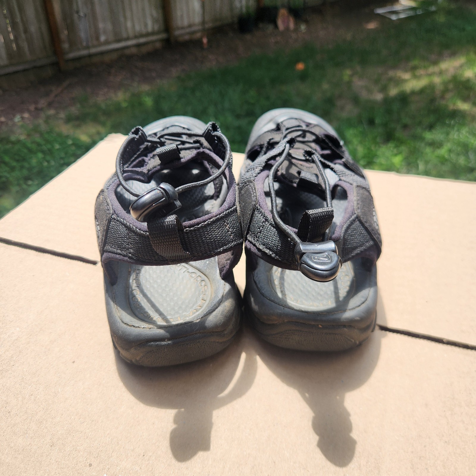 Sandali Keen Whisper donna taglia 7 neri impermeabili antiodore outdoor acqua attiva