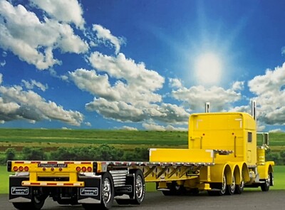 1/64 DCP PETERBILT 389 TRI AXLE W/ 70