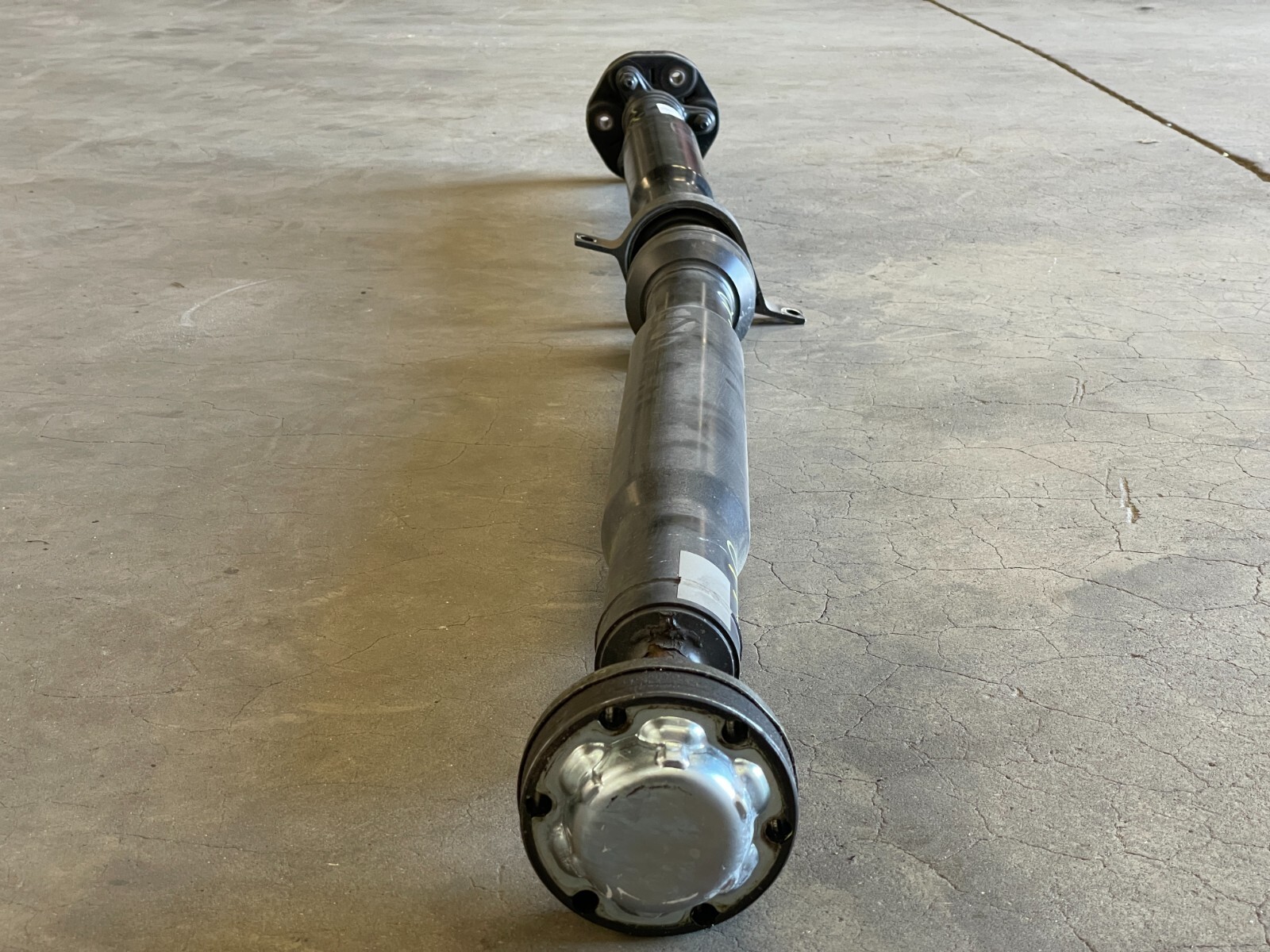 2017 2018 Maserati Levante Rear Driveshaft Shaft Propeller 3.0L AWD 1442 OEM
