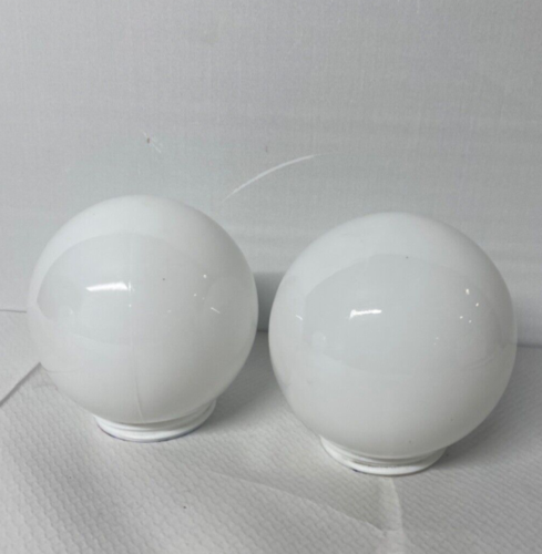 2 boule globe pour lampe en verre blanc pour lustre bonne état pas d’éclat 🤩🤩 - Photo 1/21