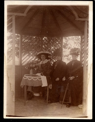 4 original photos ★FULL BODY PORTRAITS around 1920 ★probably citizens of Großenhain/Saxony★ - Picture 5 of 7