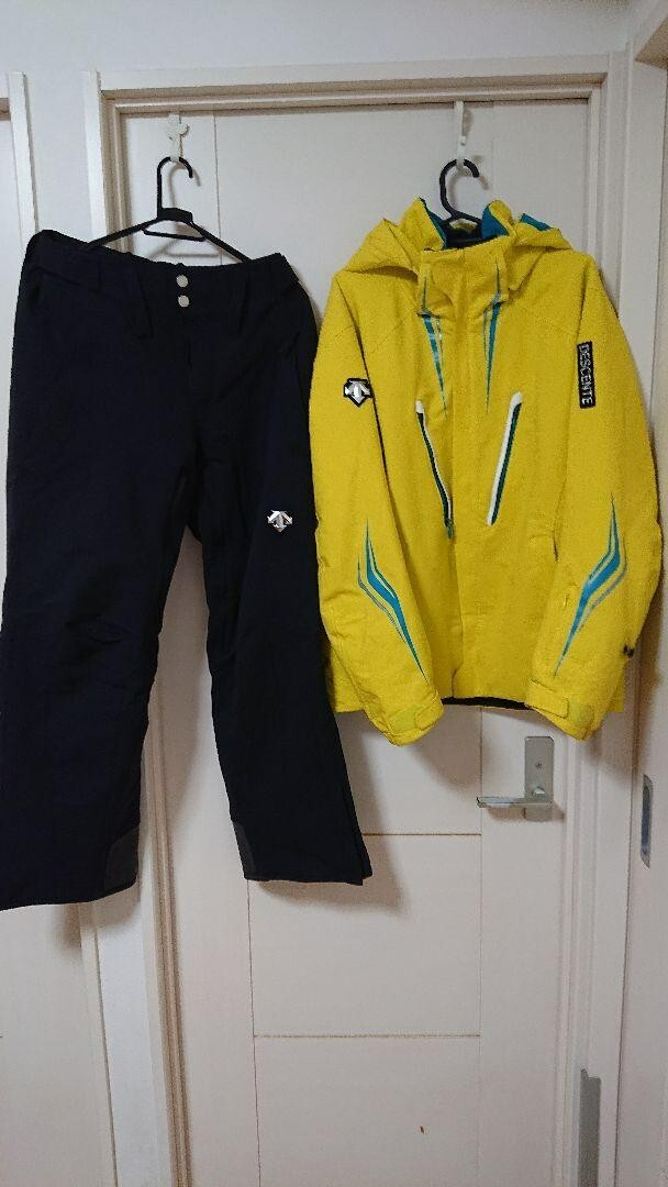 Descente mens Ski Jacket Pants Set Ski Suit set size L yellow black