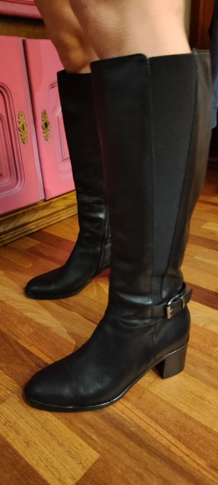 Laura Bellariva Black Leather Zip Buckle Knee-High Heel Boot 40.5 / 9.5 US - Image 3 of 4