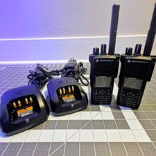 LOT of 2 Used XPR7550e UHF 403-512 Capacity Plus w/ Accessories and Chargers