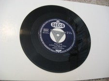 Johnny's Boys/ Sleep Walk b/w Ciao Ciao Bambina/ Decca/ 1959/ Germany