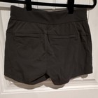 Athleta Women’s Athletic Shorts Gray Solid Pockets Zip Closure Regular Fit — photo 2