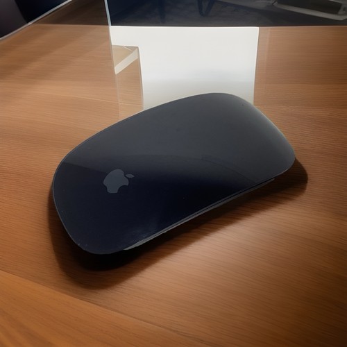 Apple Magic Mouse 2 Black w/ Lightning Cable MMMQ3AM/A Genuine A1657 - 第 1/6 張圖片