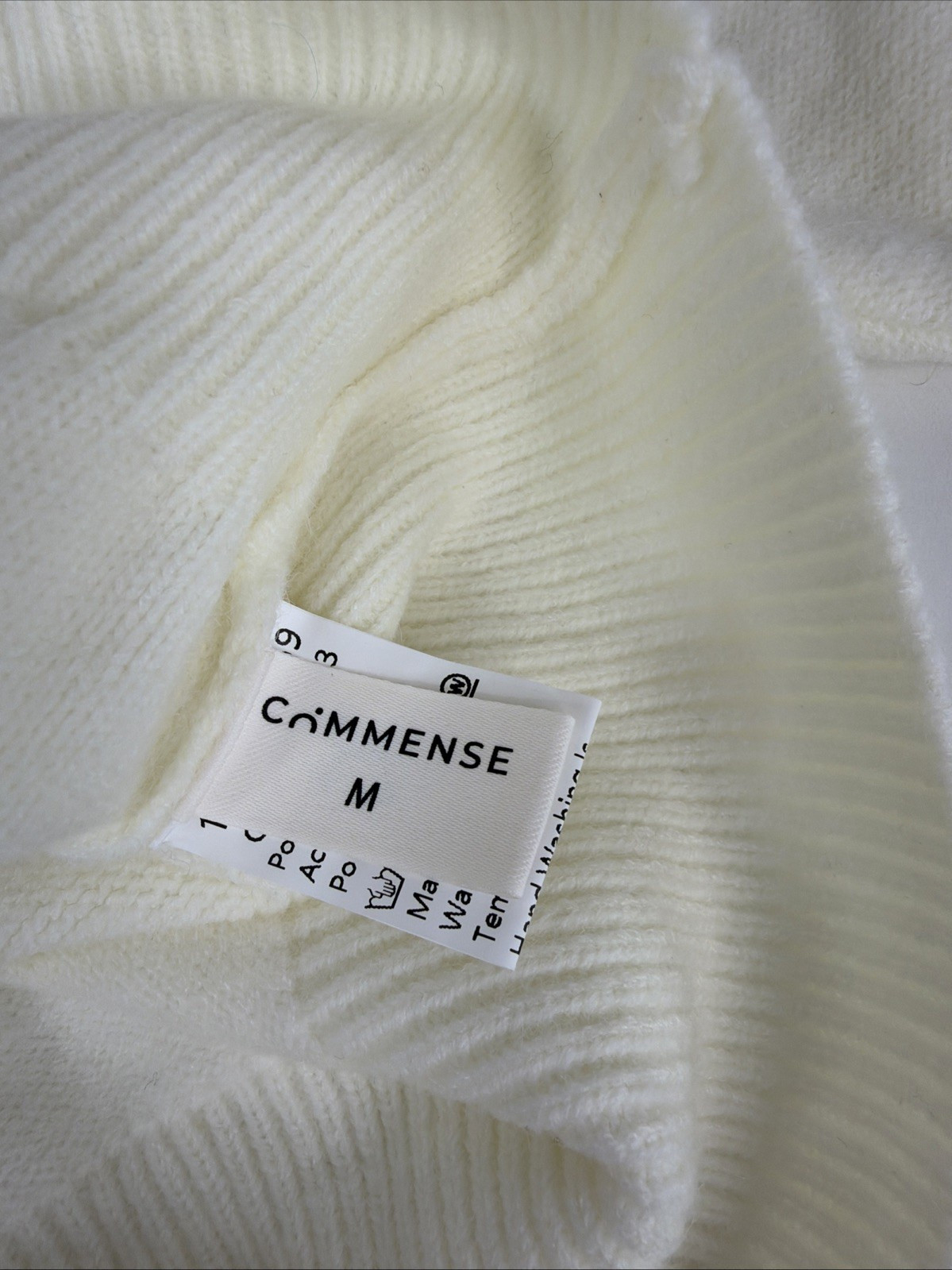 Commense Women’s Medium Contrast Binding Cable Kn… - image 3