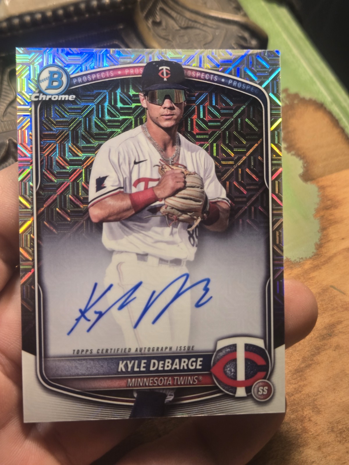 2025 Bowman Chrome Mega Kyle DeBarge Prospect Mojo Refractor Auto #BMA-KD Twins