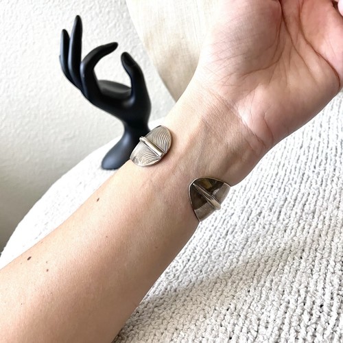 Lena Platero Navajo Native American Sterling Silver Feather Cuff Bracelet - Picture 8 of 9