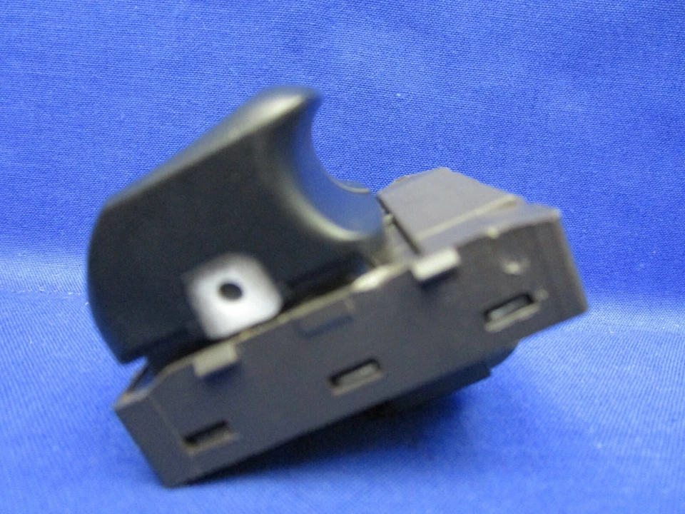 Interruptor de control de ventana del conductor Audi A5 Quattro 2010 PN 8K0959851C Foto 3 de 4