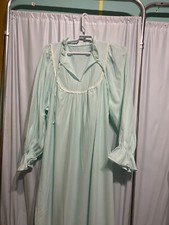 PHILMAID LONG SIZE LARGE LONG SLEEVE GOWN VINTAGE