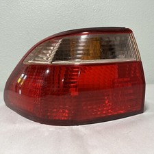 1998-2000 Honda Accord Driver Side Tail Light Lamp 1998-2000 Honda Accord Driver Side Tail Light Lamp