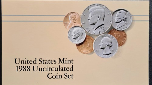 1988 P, D, U.S. Mint Uncirculated Set, 2009 U.S. Mint Presidential $1 Proof Set - Picture 5 of 12