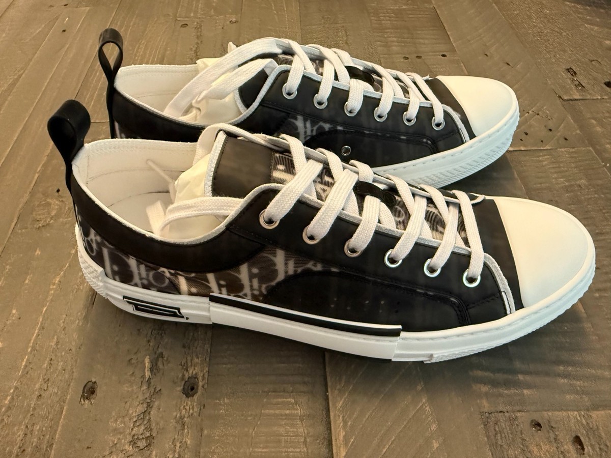 Dior Men B23 Low-Top Sneaker Black and White Oblique Canvas - Size