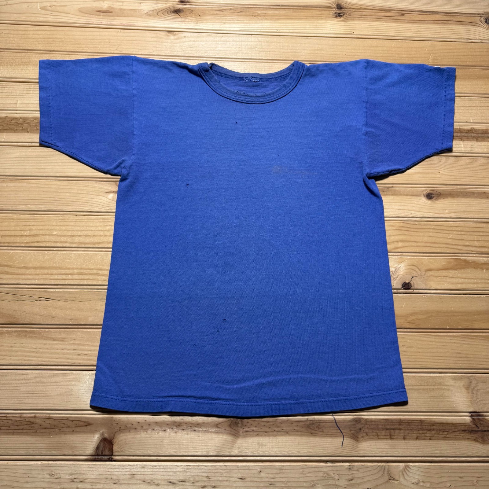 Vintage 90s Champion Embroidered Logo Distressed Single Stitch T-Shirt - Medium