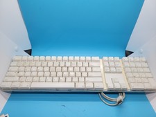 Genuine Apple 2005 A1048 White Keyboard "UNTESTED"