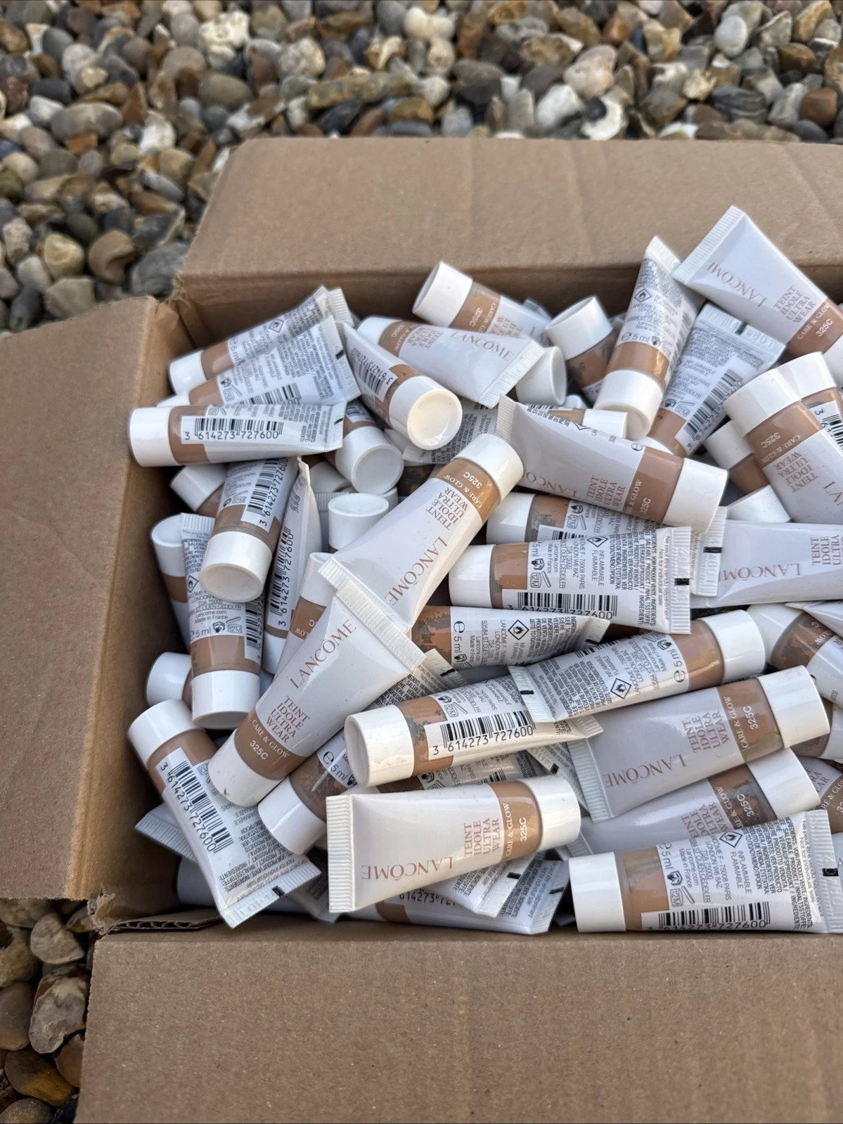 Job Lot 200x 5ml Lancome Teint Idole Ultra Wear Care & Glow Foundation 325C New 2