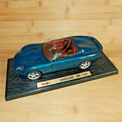 Maisto Jaguar XK180 1/18 Scale Model Car 24 cm | eBay