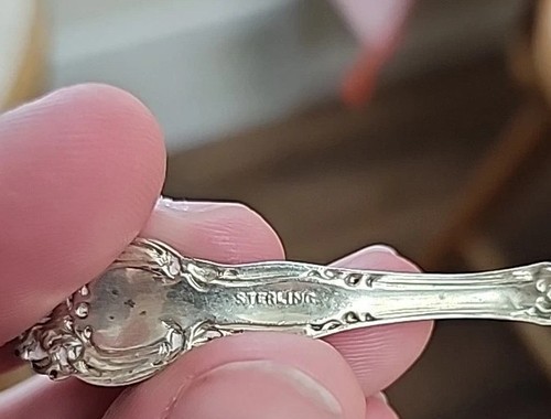 Antique ca.1910 J.B. & S.M. KNOWLES Sterling Pierced Bon Bon/Nut Serving Spoon - Picture 4 of 4