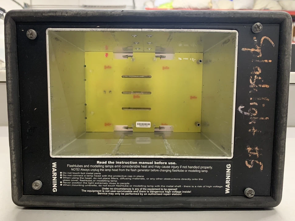 Paquete de energía a batería Profoto Pro 7b 1200 con 1 batería Foto 4 de 4