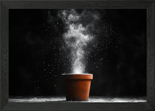Tontopf mit Staubexplosion gerahmtes Wandbild Poster Leinwanddruck Bild