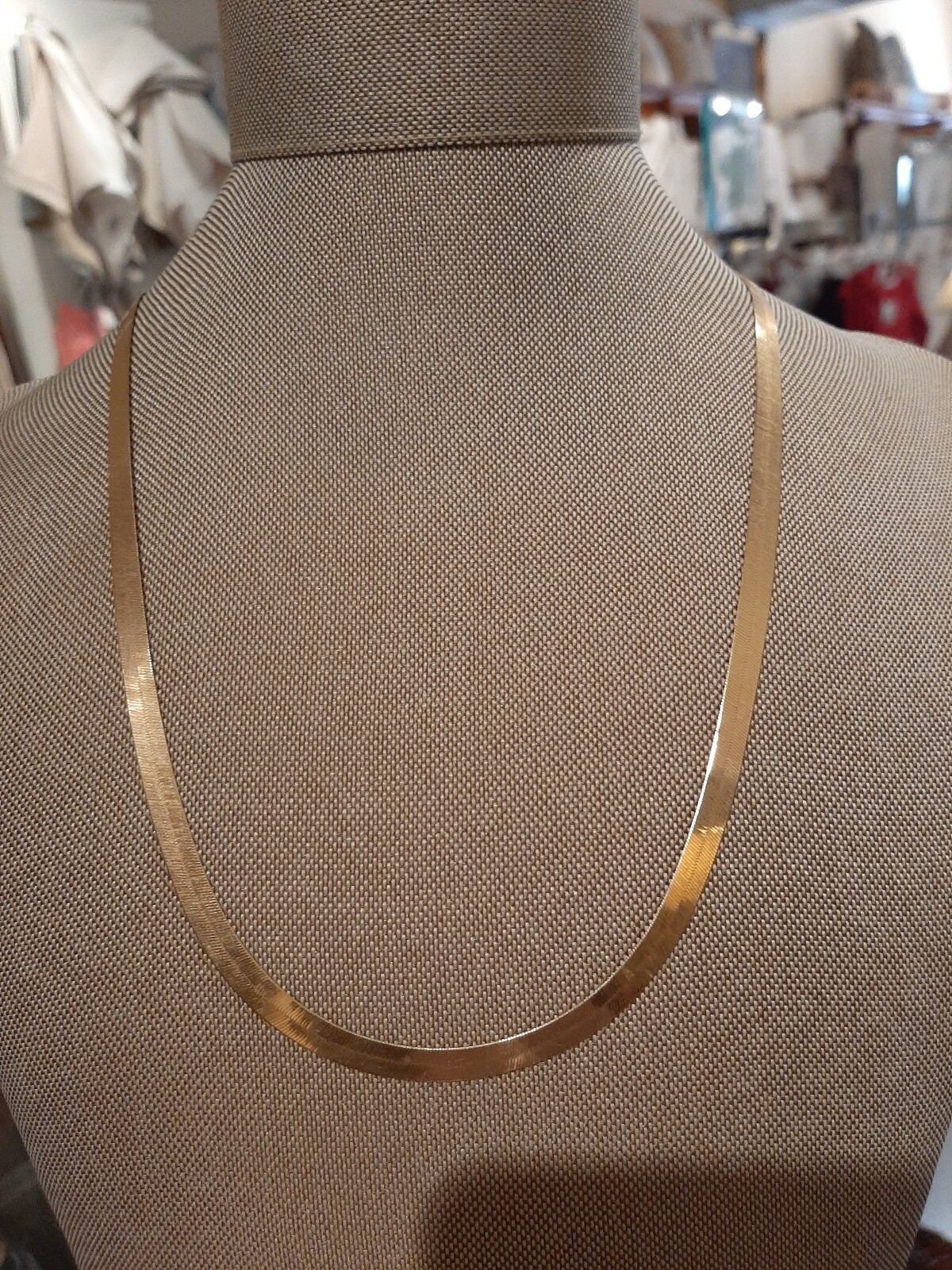 14k Gold Herringbone Chain Necklace Italy Milor 20.25… Gem